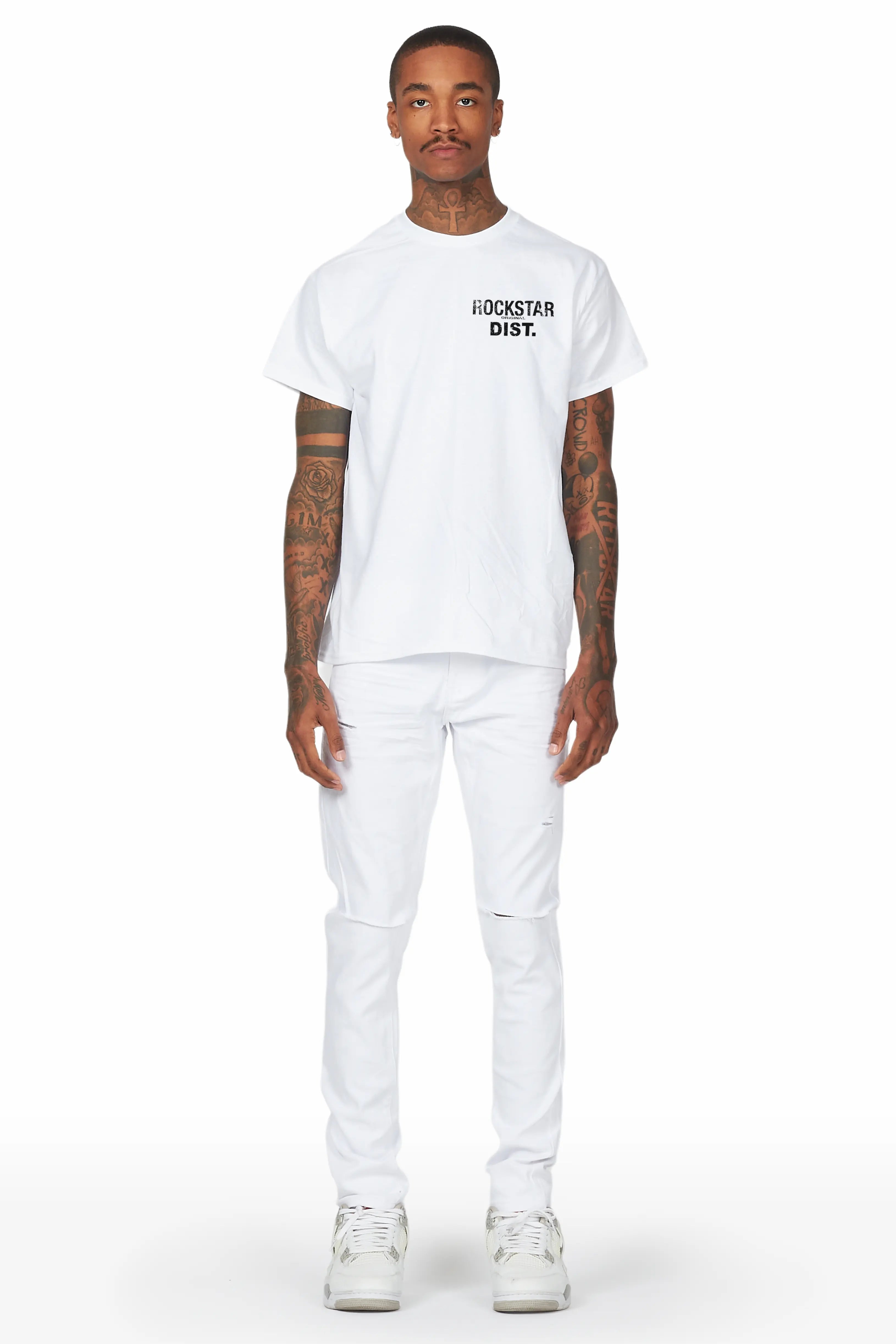 Lake White T-Shirt/Slim Fit Jean Bundle